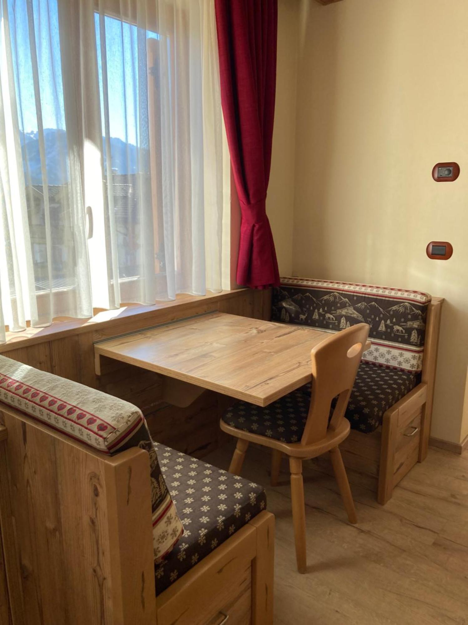 Berg Hotel Latemar Spitze فيغو دي فاسا المظهر الخارجي الصورة
